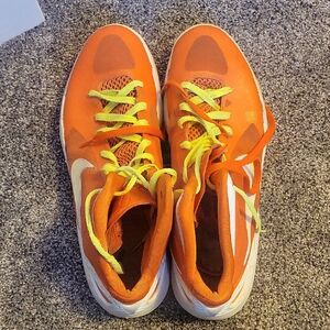 Nike Hyperdunk Tennis Shoes